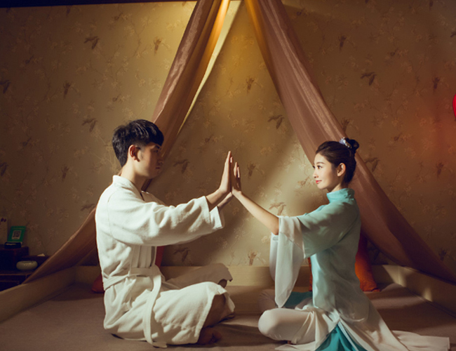 天津南开水疗与创造力：当大脑在漂浮中重启